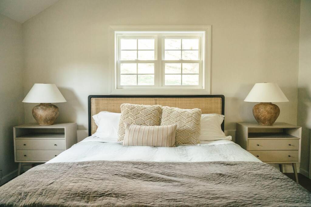 Cozy Cottage, Hot Tub, Fire Pit, 15Min To Hudson And Hiking Catskill Exterior foto